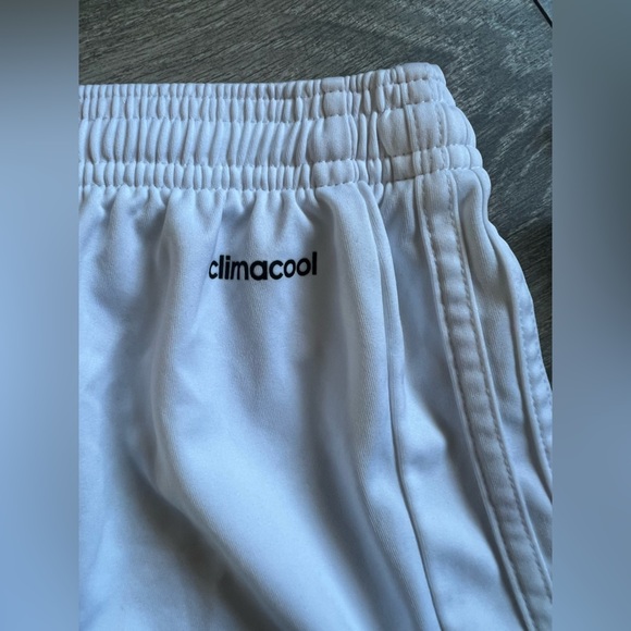 Adidas Big Kid’s Climacool Breathable Triple Stripe Athletic Shorts in White. M - Picture 6 of 11